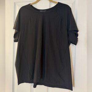 Athleta light weight workout shirt